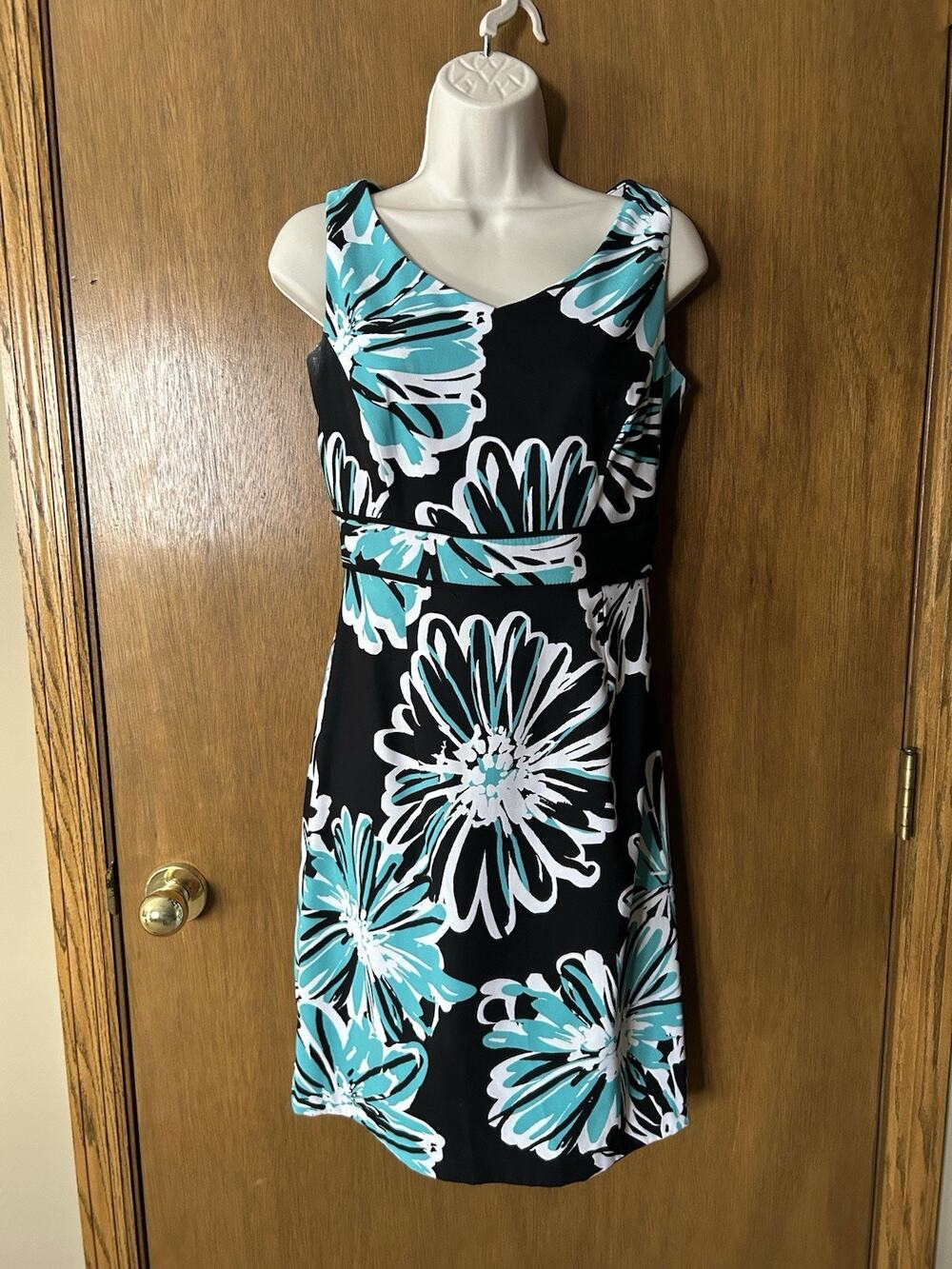 Sangria Dress Size 4 FLORAL Black/White/Teal Blue Sleeveless B26